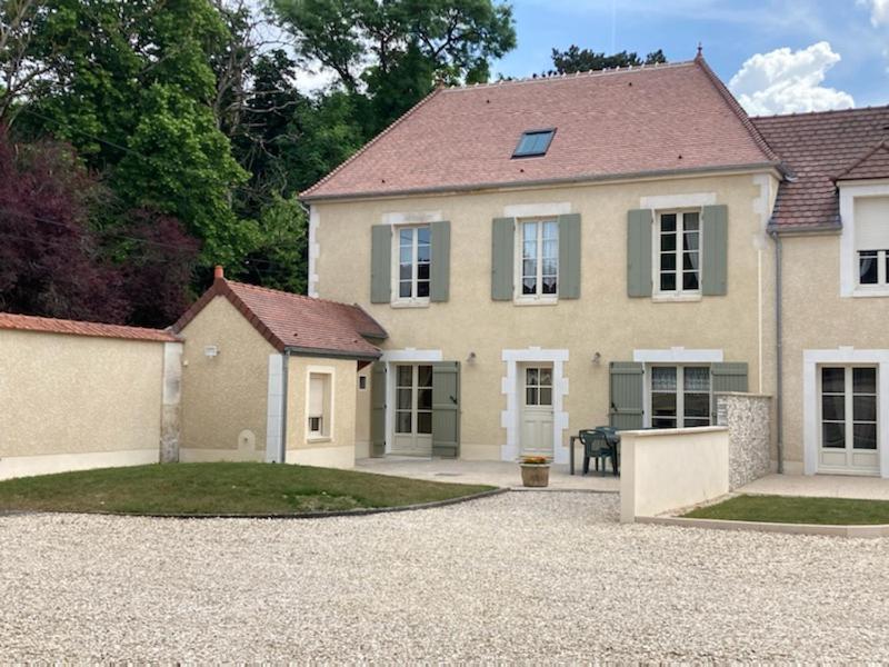 Gîte Les aurégats Maligny Exterior foto